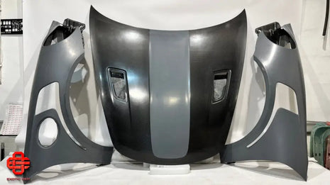 PORSCHE GT2RS / GT3RS FENDERS AND FRONT HOOD CARBON OEM