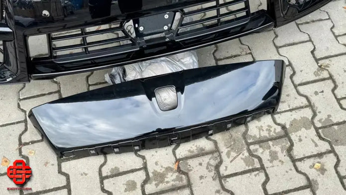 ROLLS ROYCE CULLINAN 2025 FACELIFT UPGRADE KIT ORIGINAL - CONVERSION