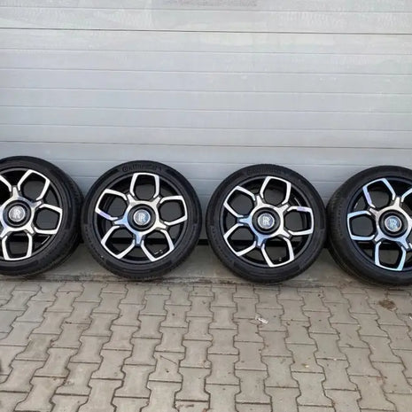 ROLLS ROYCE CULLINAN BLACK BADGE WHEEL SET