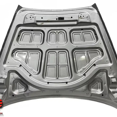 ROLLS ROYCE CULLINAN FRONT BONNET SILVER