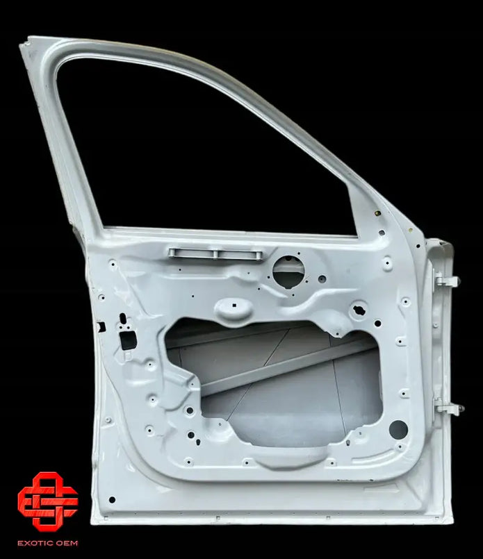 ROLLS ROYCE CULLINAN FRONT LEFT DOOR