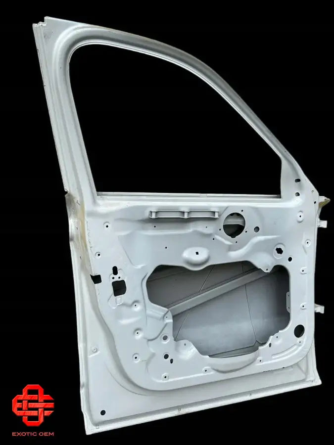 ROLLS ROYCE CULLINAN FRONT LEFT DOOR