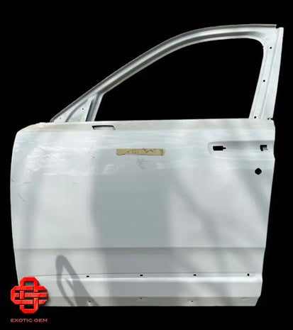 ROLLS ROYCE CULLINAN FRONT LEFT DOOR