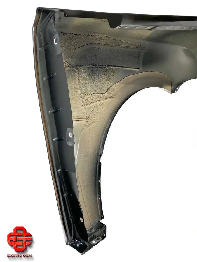 ROLLS ROYCE CULLINAN FRONT LEFT FENDER
