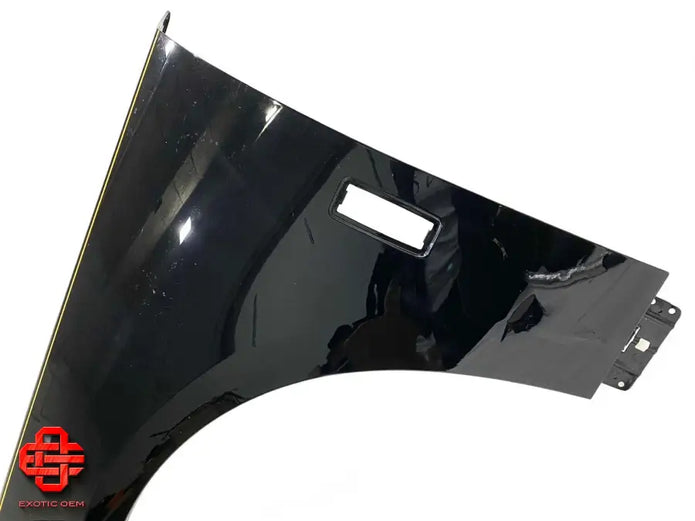 ROLLS ROYCE CULLINAN FRONT LEFT FENDER