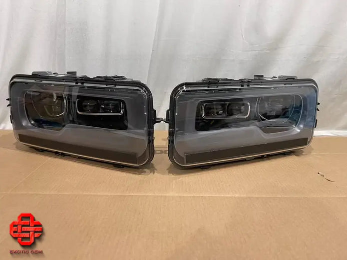 ROLLS ROYCE CULLINAN - HEADLIGHT SET - HEADLIGHTS SET