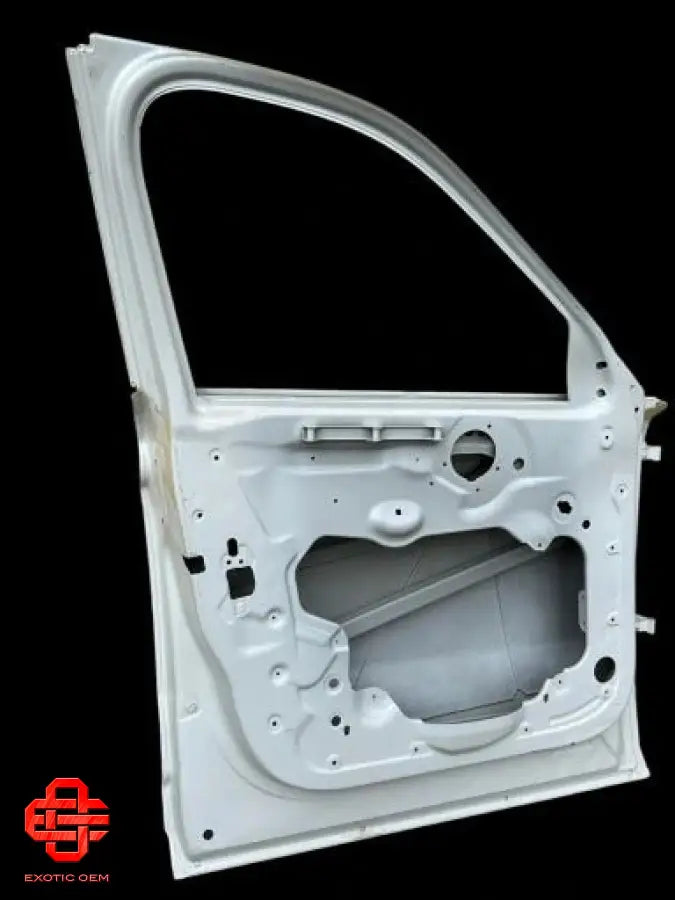 ROLLS ROYCE CULLINAN LEFT FRONT DOOR