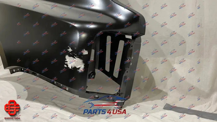 ROLLS ROYCE CULLINAN REAR QUARTER PANEL LEFT SIDE