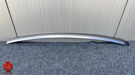 ROLLS ROYCE CULLINAN RR31 BUMPER TRIM PANEL REAR TOP OEM