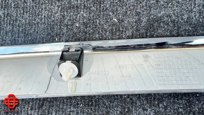 ROLLS ROYCE CULLINAN RR31 BUMPER TRIM PANEL REAR TOP OEM