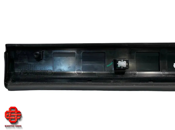 ROLLS ROYCE CULLINAN TRIM MOLDING COVER RH