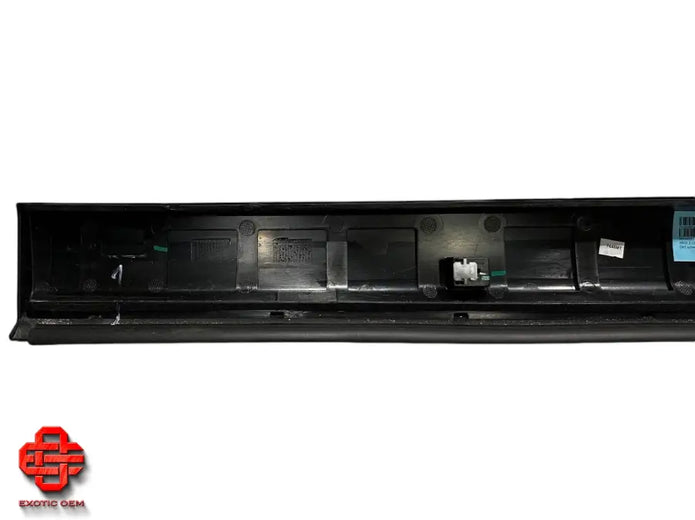ROLLS ROYCE CULLINAN TRIM MOLDING COVER RH