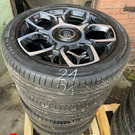 ROLLS-ROYCE WHEEL AND TYRE SET -6