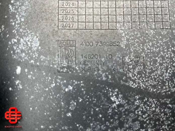 ROLLS ROYCE PHANTOM LONG - RIGHT FENDER