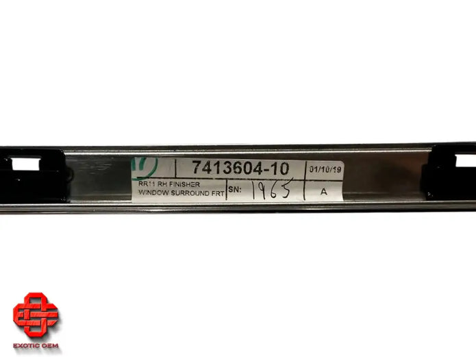 ROLLS ROYCE PHANTOM WINDOW FRAME TRIM FINISHER RH