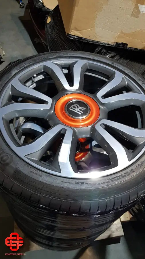 ROLLS-ROYCE WHEEL AND TYRE SET