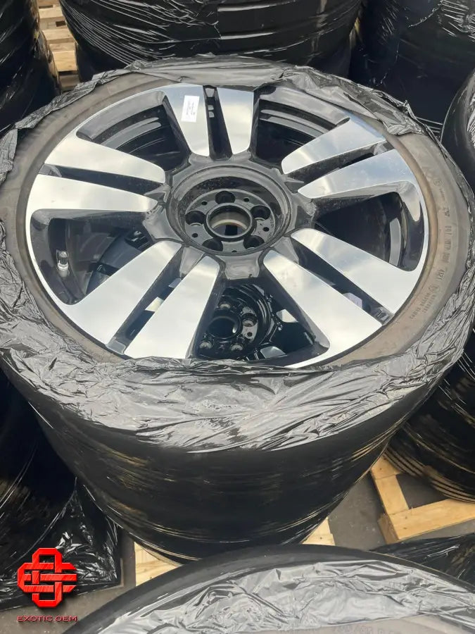 ROLLS-ROYCE WHEEL AND TYRE SET-5