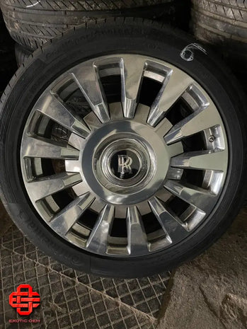 ROLLS-ROYCE WHEEL AND TYRE SET
