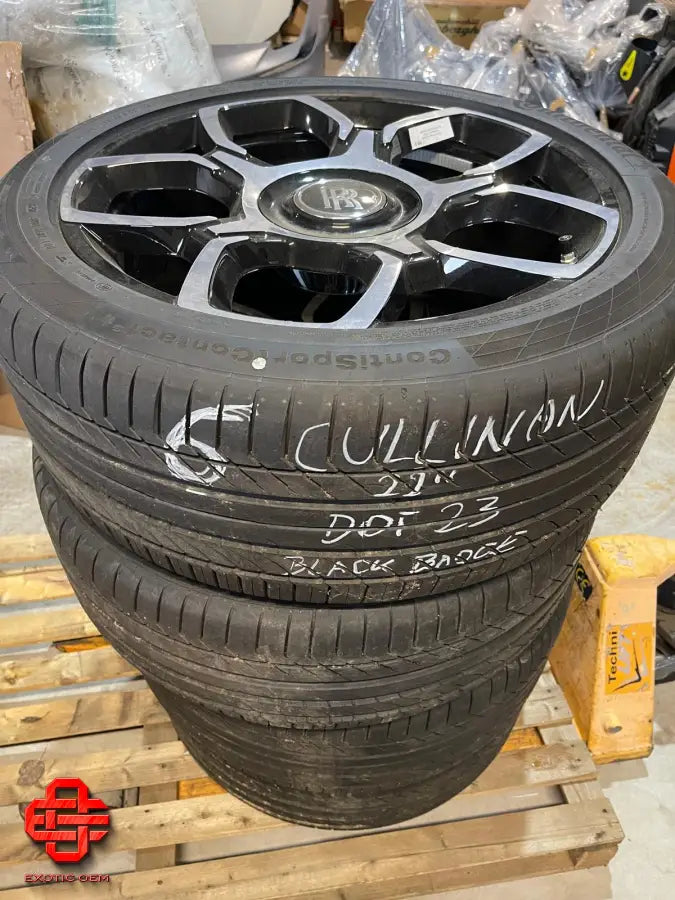 ROLLS-ROYCE WHEEL AND TYRE SET