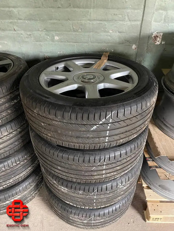 ROLLS-ROYCE WHEEL AND TYRE SET