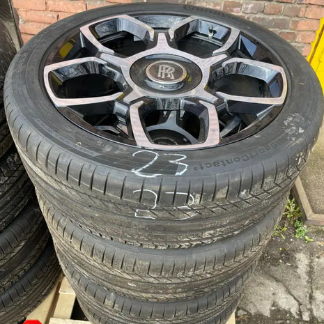 ROLLS-ROYCE WHEEL AND TYRE SET