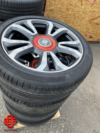 ROLLS-ROYCE WHEEL AND TYRE SET