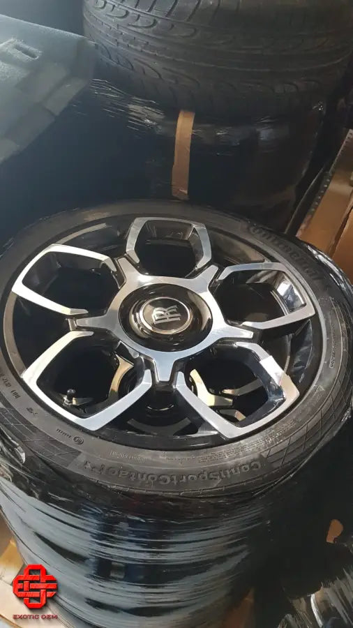 ROLLS-ROYCE WHEEL AND TYRE SET