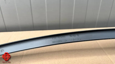 ROLLS ROYCE WINDOW GUIDE RAIL RH OEM