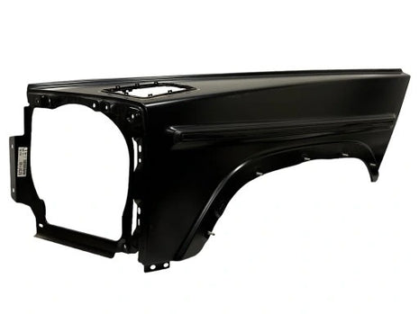 MERCEDES BENZ AMG G63 LEFT FRONT FENDER